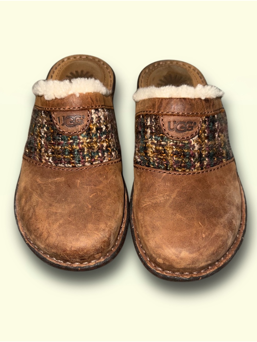 UGG Brown Leather Slip On Women’s Shoe Size 6 Clogs Mules